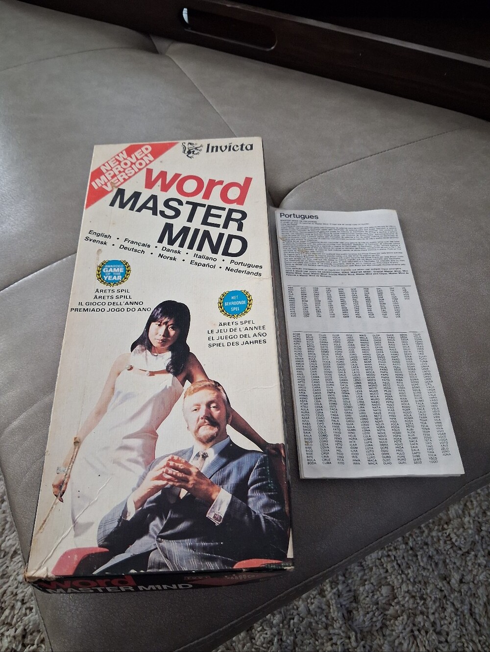 Vintage 1975 Word Mastermind Board Game